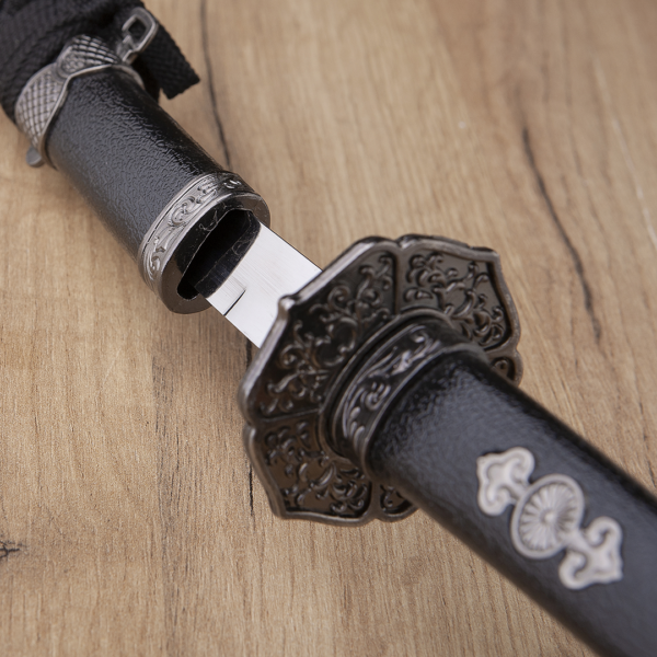 Katana Mini sa Stalkom