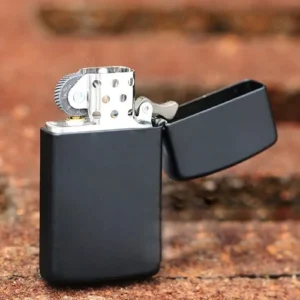 Zippo upaljač Black Matte Slim 1618
