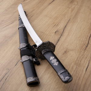 Crni petak 29 Katana Mini sa Stalkom