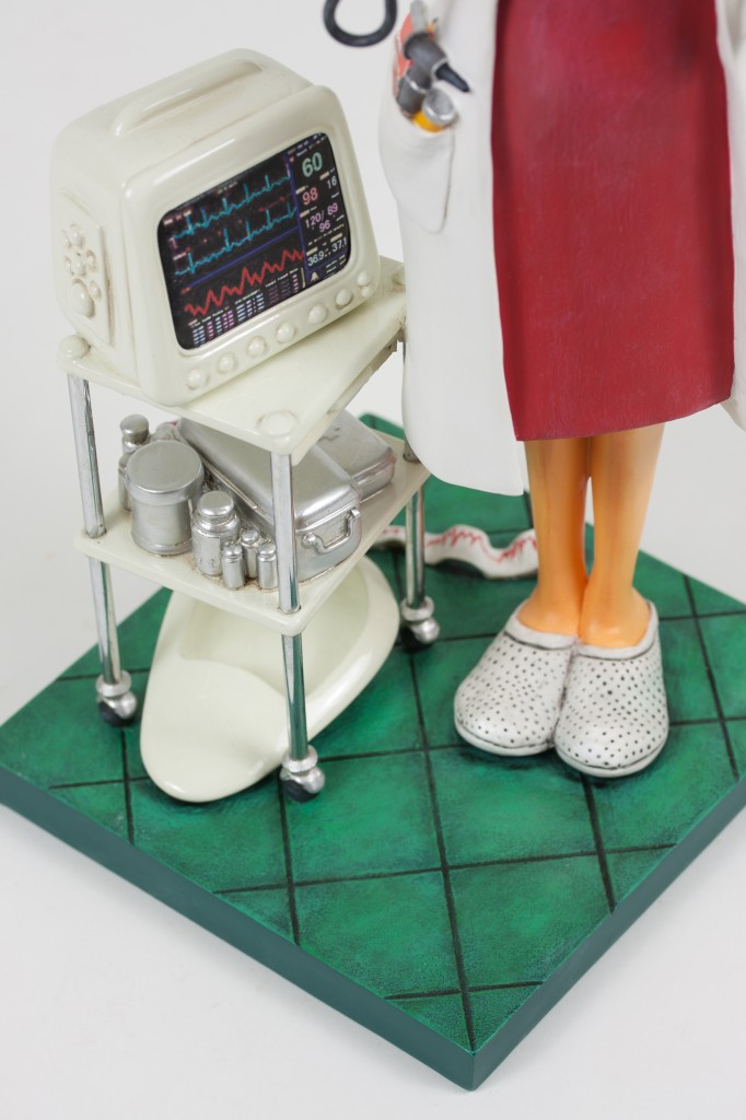 Unikatna Forchino figura lux - Madam Doctor - XL 4 Unikatna Forchino figura lux - Madam Doctor - XL